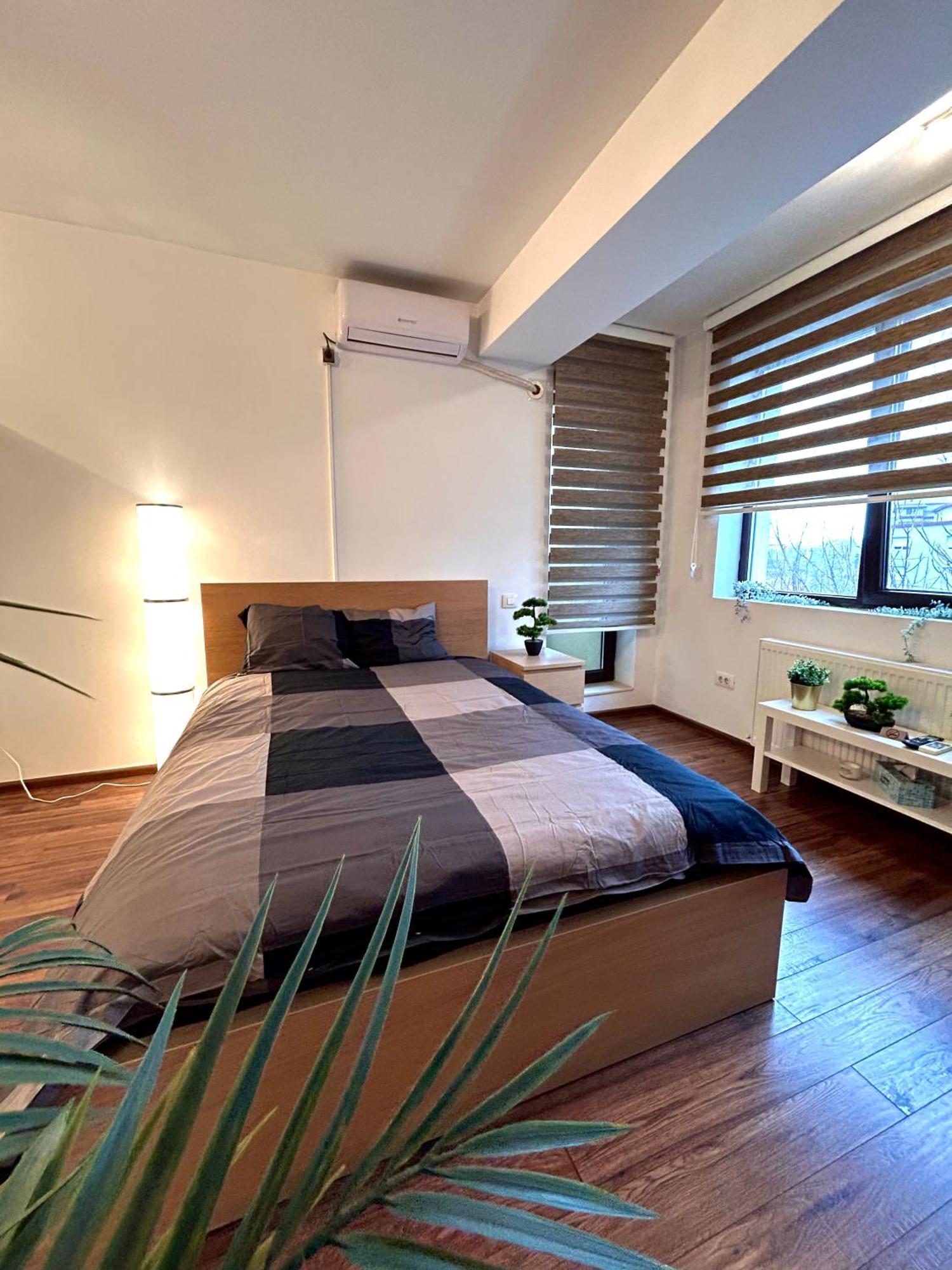 Cozy Apartment With Self Check-In Near Promenada Mall And Verdi Park Bucareste Exterior foto