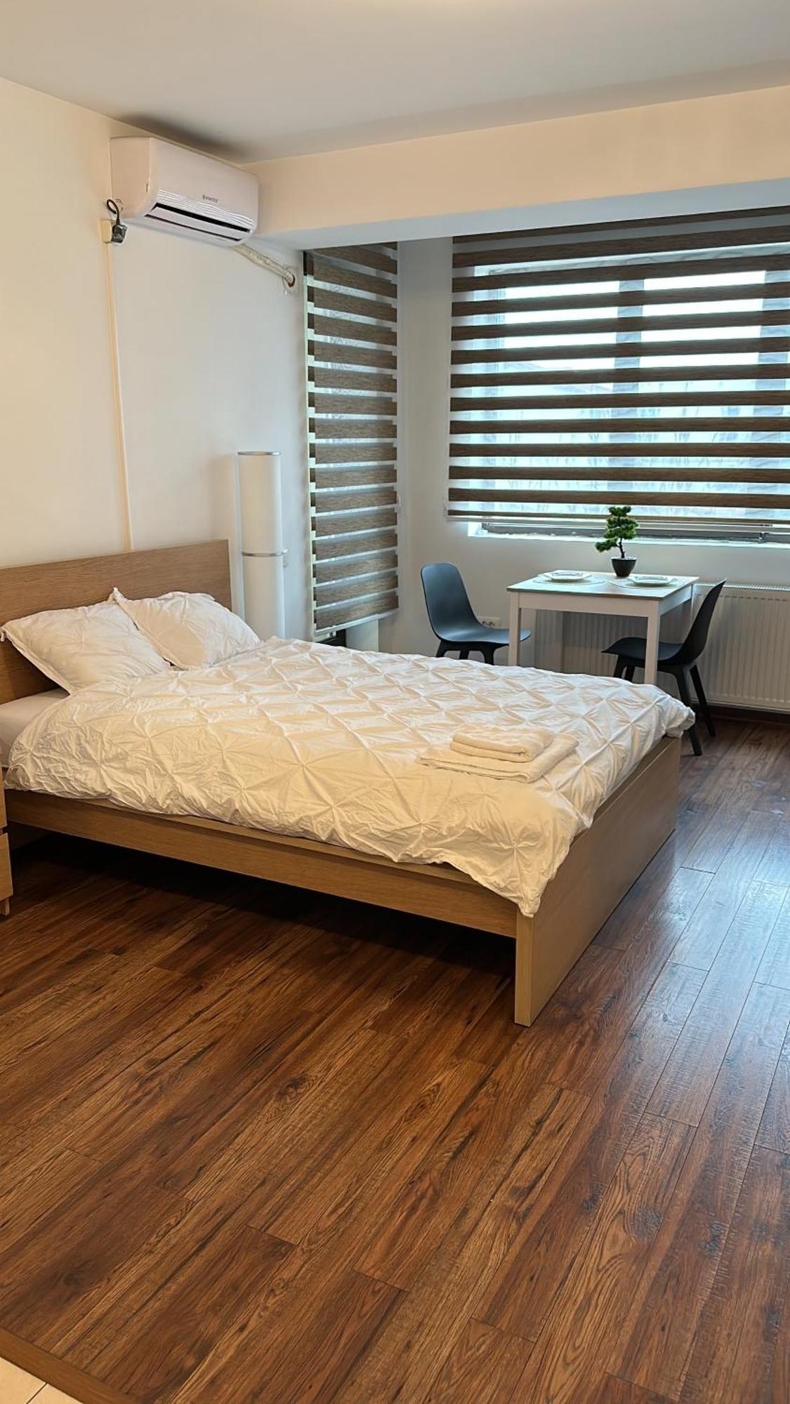 Cozy Apartment With Self Check-In Near Promenada Mall And Verdi Park Bucareste Exterior foto